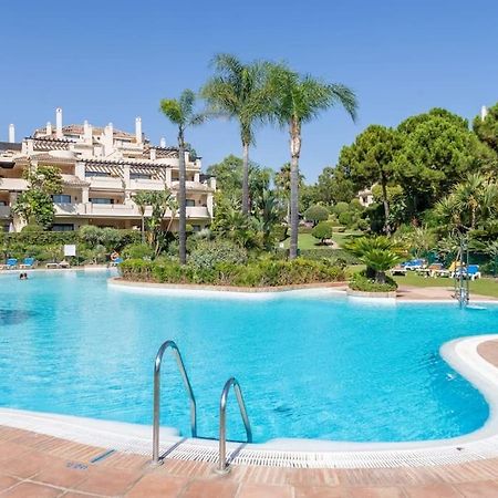 Luxurious 2 Bedroom Apartment With Spa Facilities Benahavís Esterno foto
